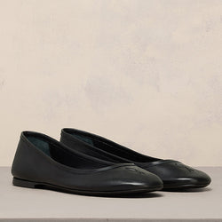 AMI Adc Leather Ballerinas