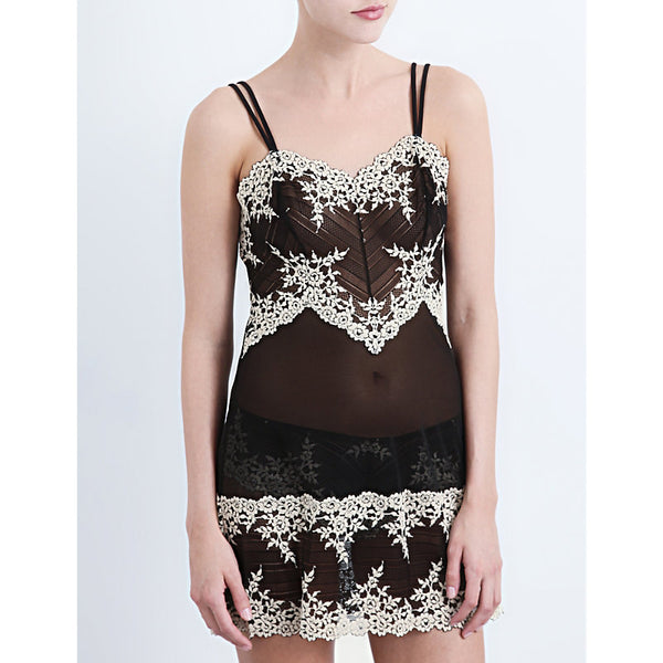  Wacoal Embrace Lace stretch-lace chemise