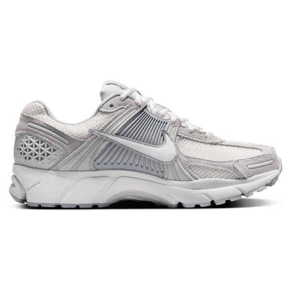 Nike Zoom Shoes Silver