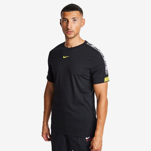 Nike Repeat T-Shirts Black