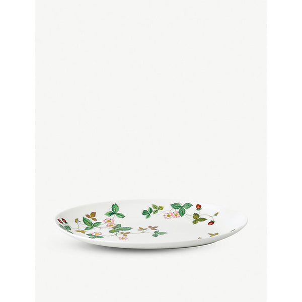 Wedgwood Wild Strawberry bone china coupe plate 26cm