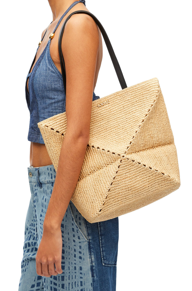 Puzzle Fold Tote in raffia