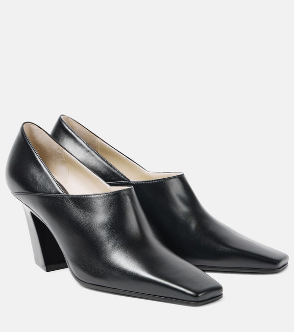 Bottega Veneta Lewis leather pumps