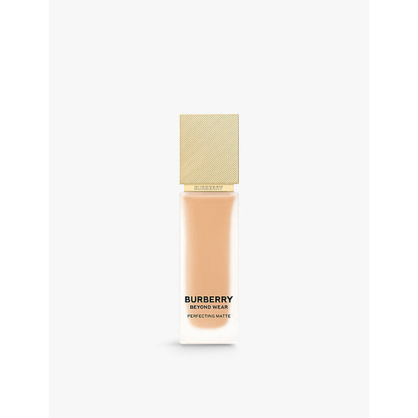 Burberry Beyond Wear Perfecting Matte foundation 30ml