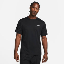 Playera versátil de manga corta Dri-FIT UV para hombre Nike Hyverse - Negro