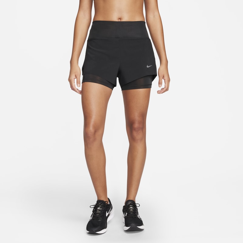 Shorts de running de tiro medio 2 en 1 de 8 cm con bolsillos para mujer Nike Dri-FIT Swift - Negro