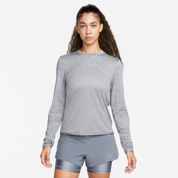 Playera de correr de cuello redondo para mujer Nike Dri-FIT Swift Element UV - Gris