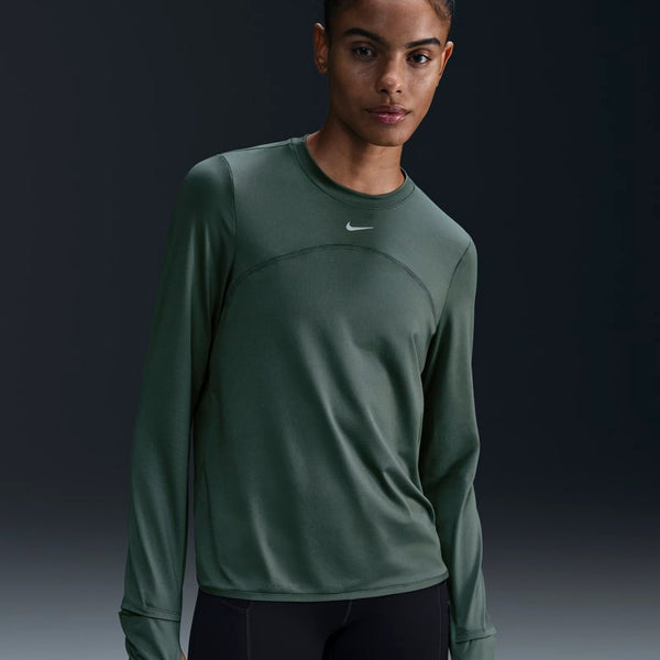 Playera de correr de cuello redondo para mujer Nike Dri-FIT Swift Element UV - Verde