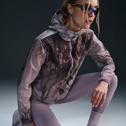 Chamarra de running Repel para mujer Nike Trail - Gris