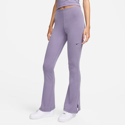 Leggings acampanados de tela de minicanalé ajustados para mujer Nike Sportswear Chill Knit - Morado