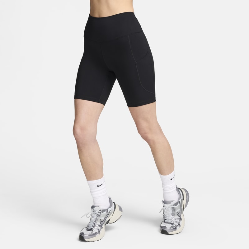 Shorts de ciclismo con bolsillos de tiro alto de 20 cm para mujer Nike One - Negro