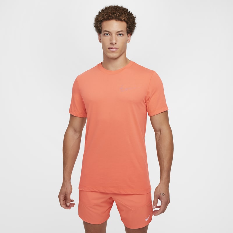 Playera de correr Dri-FIT para hombre Nike Running Division - Rosa