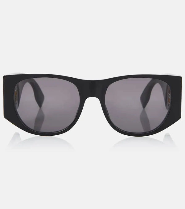 Fendi Baguette oversized sunglasses | LYBSTORE