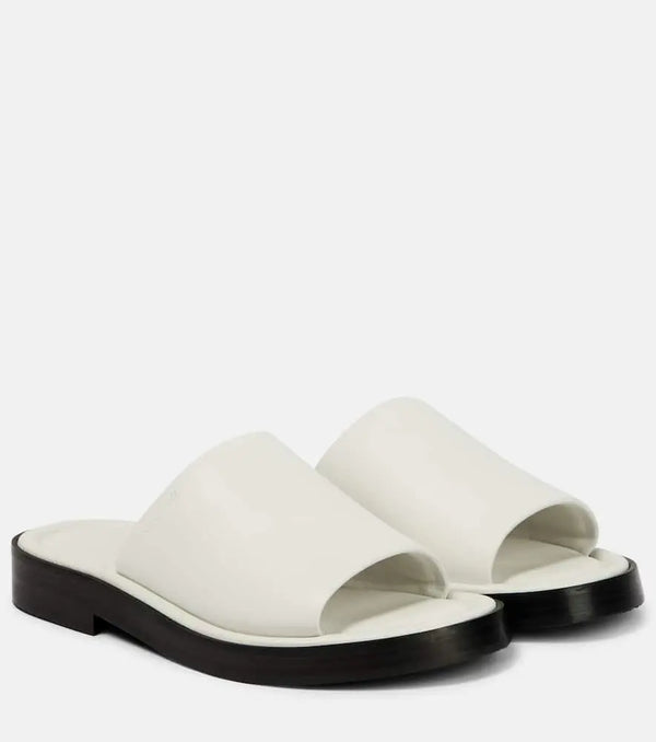 Ferragamo Leather slides | LYBSTORE