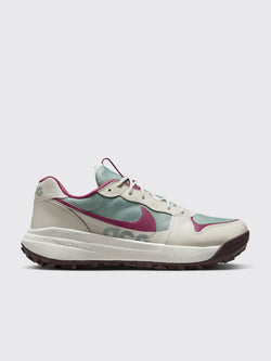 Nike ACG Lowcate Mica Green Rosewood Sneakers