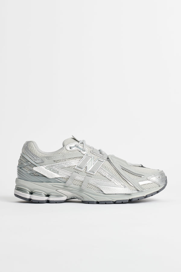 New Balance 1906 Concrete / Silver Metallic - Sneakers