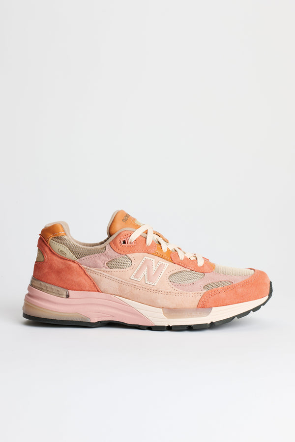 New Balance x Joe Freshgoods Made in USA 992 Rose Smoke  Misty Rose - Sneakers