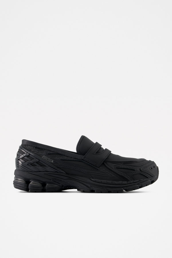 New Balance 1906 Loafers Black Black Sneakers