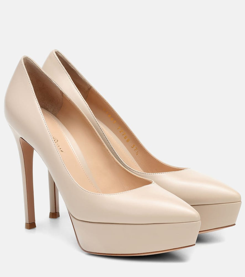 Gianvito Rossi Dasha leather pumps