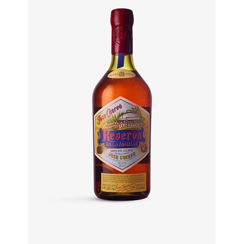 Jose Cuervo Reserva de la Familia Extra Añejo 700ml