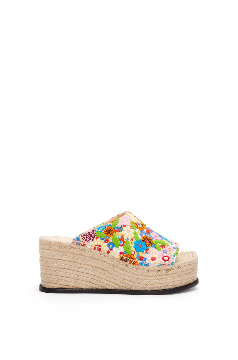 Petal espadrille slide in embroidered canvas