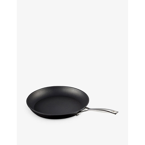 Le Creuset Toughened Non-Stick shallow aluminium frying pan 28cm | LYBSTORE