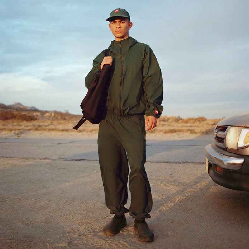 The North Face Red Box Packable Hooded Wind Jacket Hunter Green male