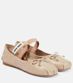 Miu Miu Logo leather ballet flats