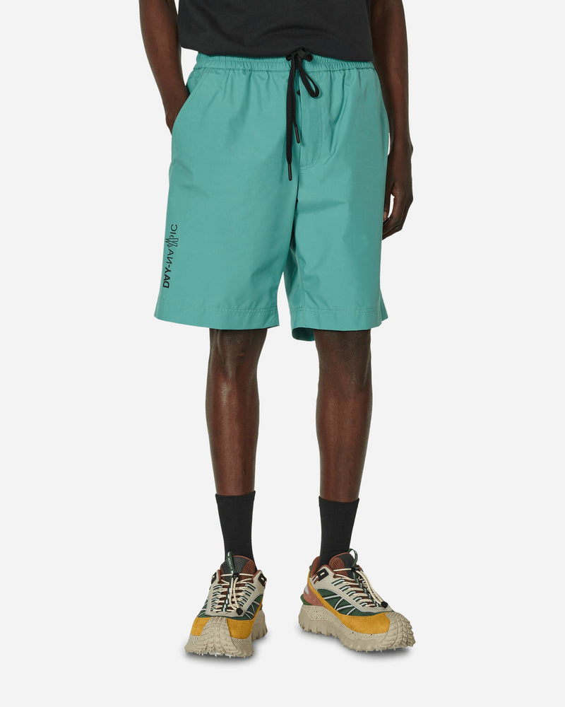 Moncler Grenoble Day-Namic Shorts Teal