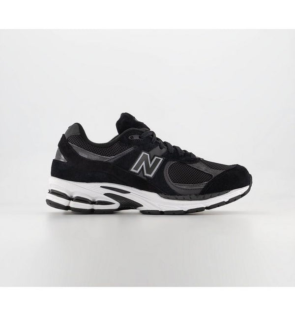 New Balance 2002r Trainers Black White