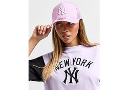 New Era MLB New York Yankees Snapback Trucker Cap Pink