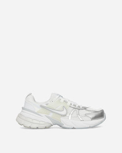 Nike Women s V2K Run Sneakers White / Metallic Silver