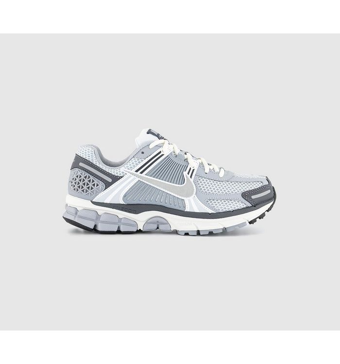 Nike Womens Zoom Vomero 5 Trainers Pure Platinum Metallic Silver In White