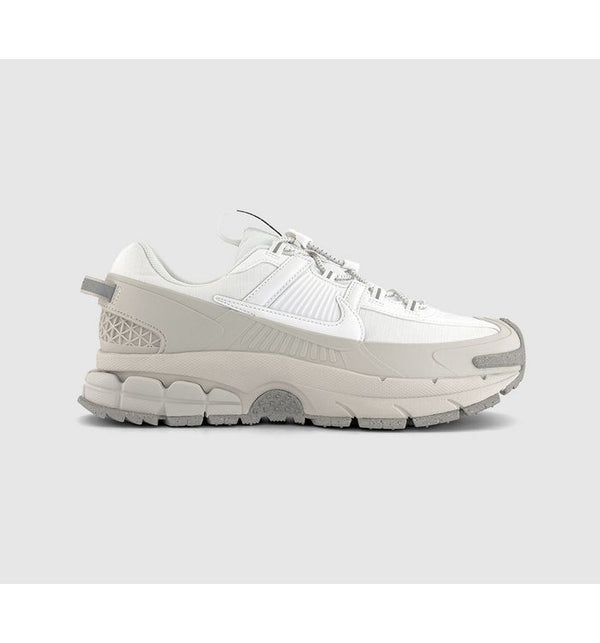 Nike Zoom Vomero Roam Trainers Summit White Summit White Light Bone