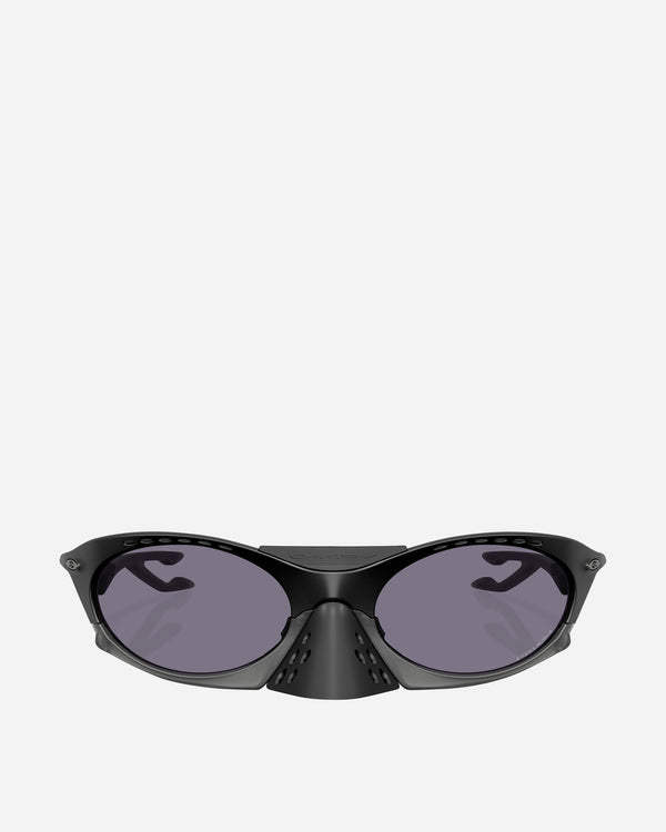 Oakley Plantaris Sunglasses Matte Black / Prizm Grey