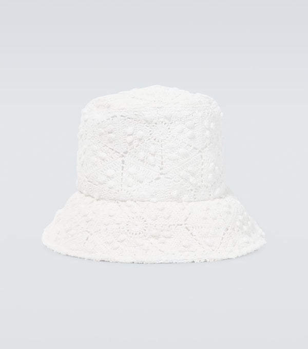 Comme des Garçons Shirt Crochet bucket hat