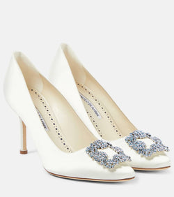 Manolo Blahnik Bridal Hangisi 90 embellished satin pumps