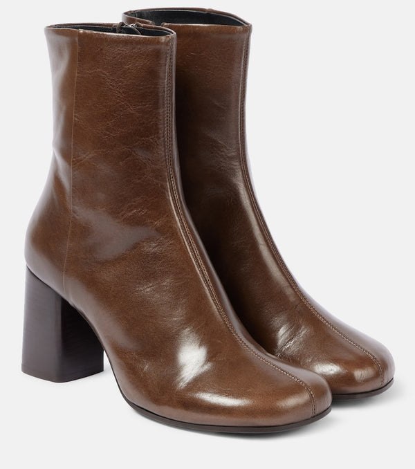 Lemaire Anatomic leather ankle boots