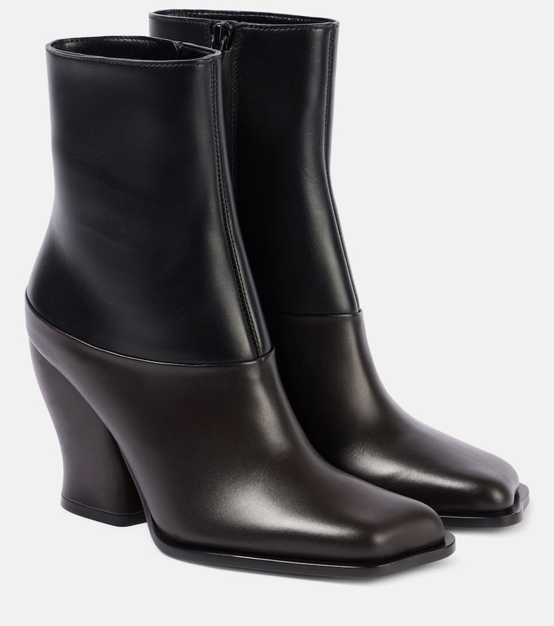 Loewe Onda leather ankle boots