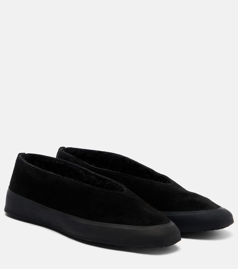 Le Monde Beryl Apres Ski shearling-lined suede ballet flats