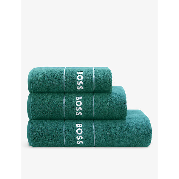 Boss Plain logo-embroidered Egyptian cotton towel