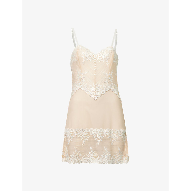  Wacoal Embrace Lace V-neck stretch-lace chemise