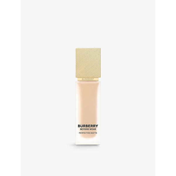 Burberry Beyond Wear Perfecting Matte foundation 30ml