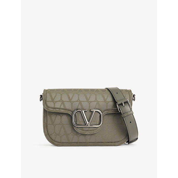  Valentino Garavani Icon woven shoulder bag