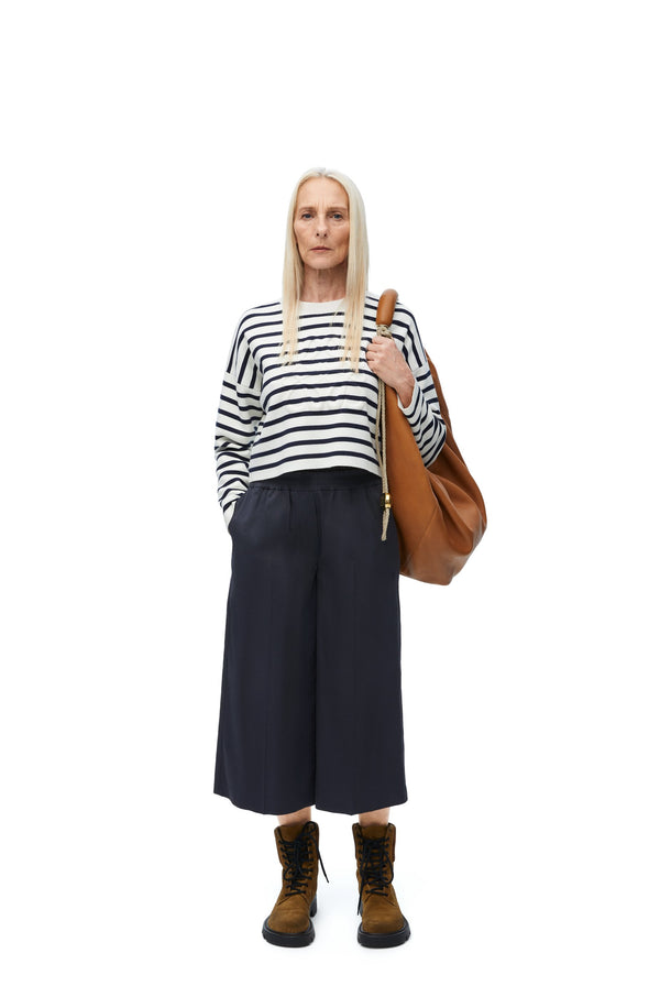 Cropped trousers in cotton and silk