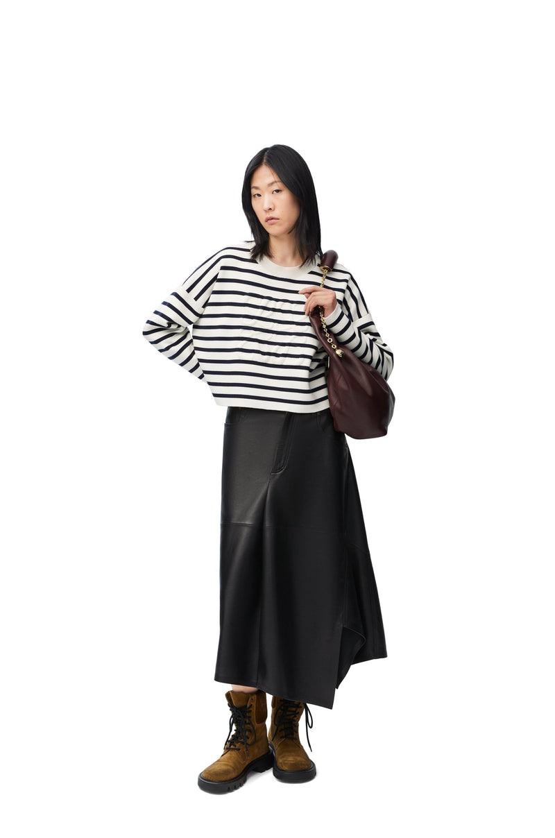 Asymmetric skirt in satin nappa lambskin