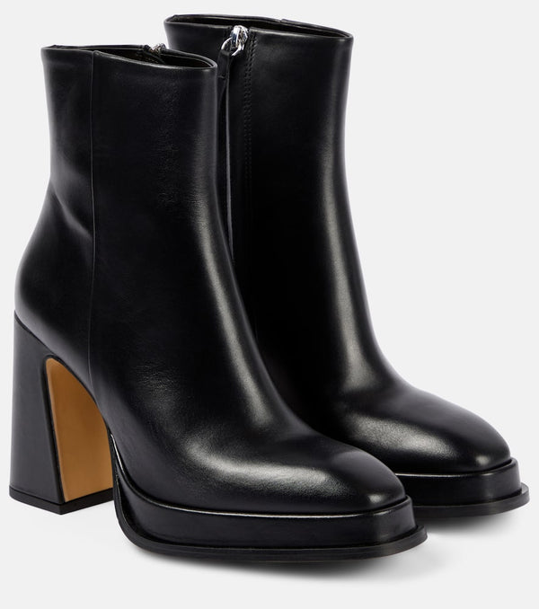 Souliers Martinez Nova Chueca leather ankle boots