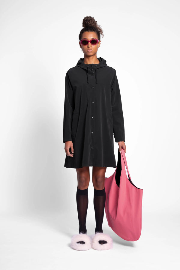 Stutterheim Mosebacke Lightweight Matte Raincoat Black | Stutterheim