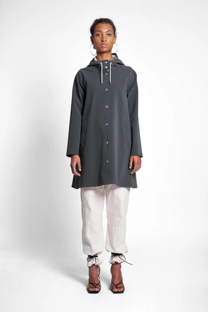 Stutterheim Mosebacke Matte Raincoat Charcoal