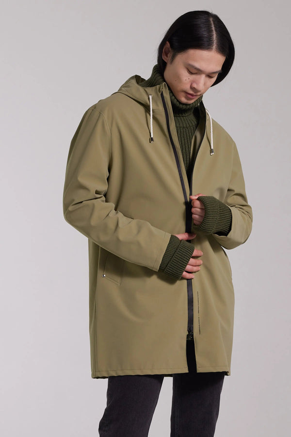 Stutterheim Stockholm Lightweight Zip Matte Raincoat Aloe | Stutterheim